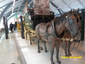 карета в Музее общественного транспорта в Лондоне